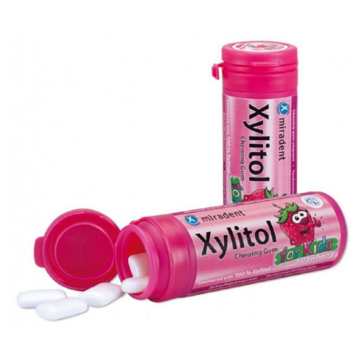 Жевательная резинка Miradent Xylitol Chewing Gum ДЕТСКАЯ земляника, 30 гр