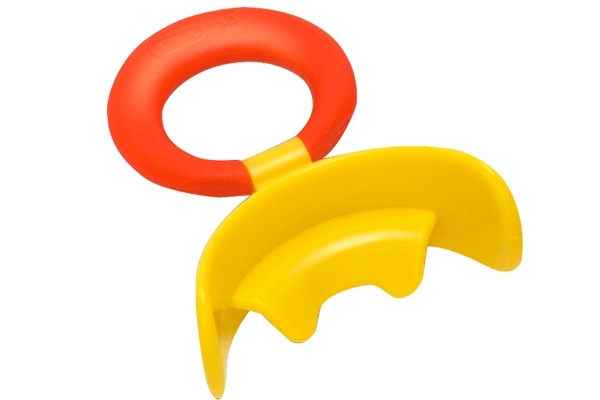 MUPPY с козырьком, жесткая, желтая SMALL (с красным кольцом, от 3 до 5 лет)