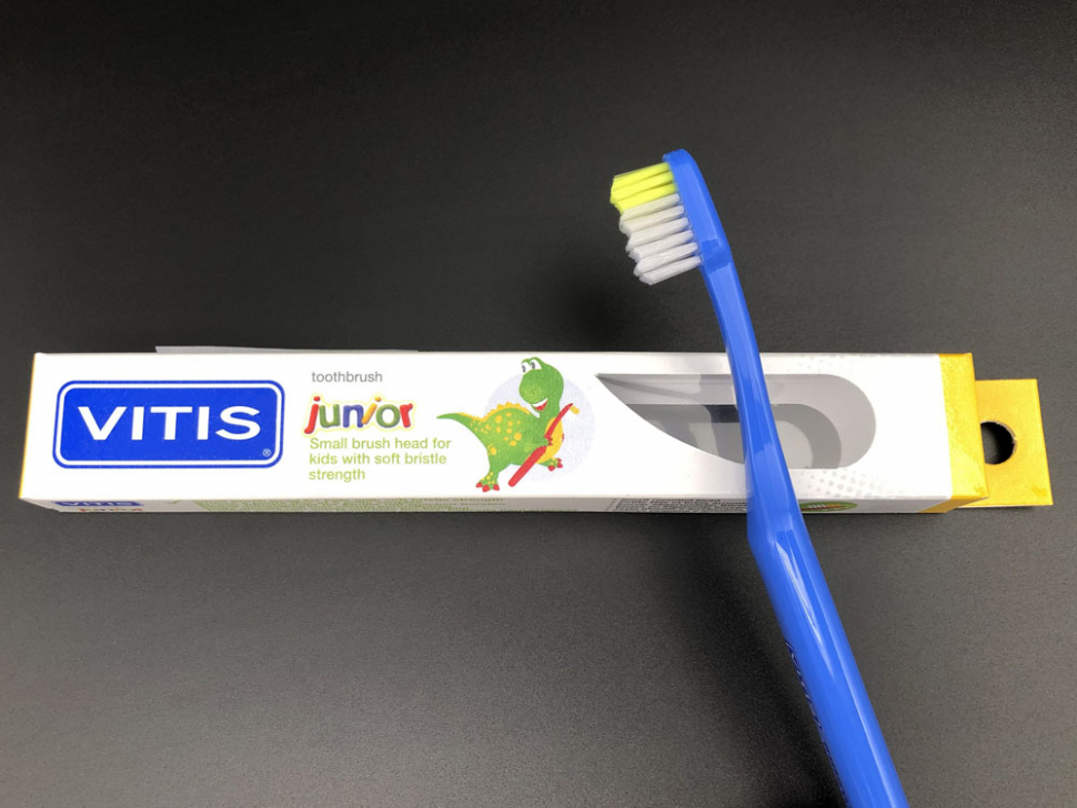 Зубная щетка VITIS Junior, 3+